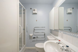 Photo 24- click for photo gallery